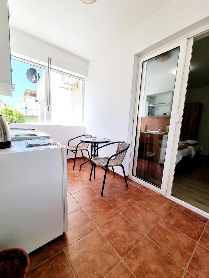 Apartmani Hortenzija ブドヴァ エクステリア 写真