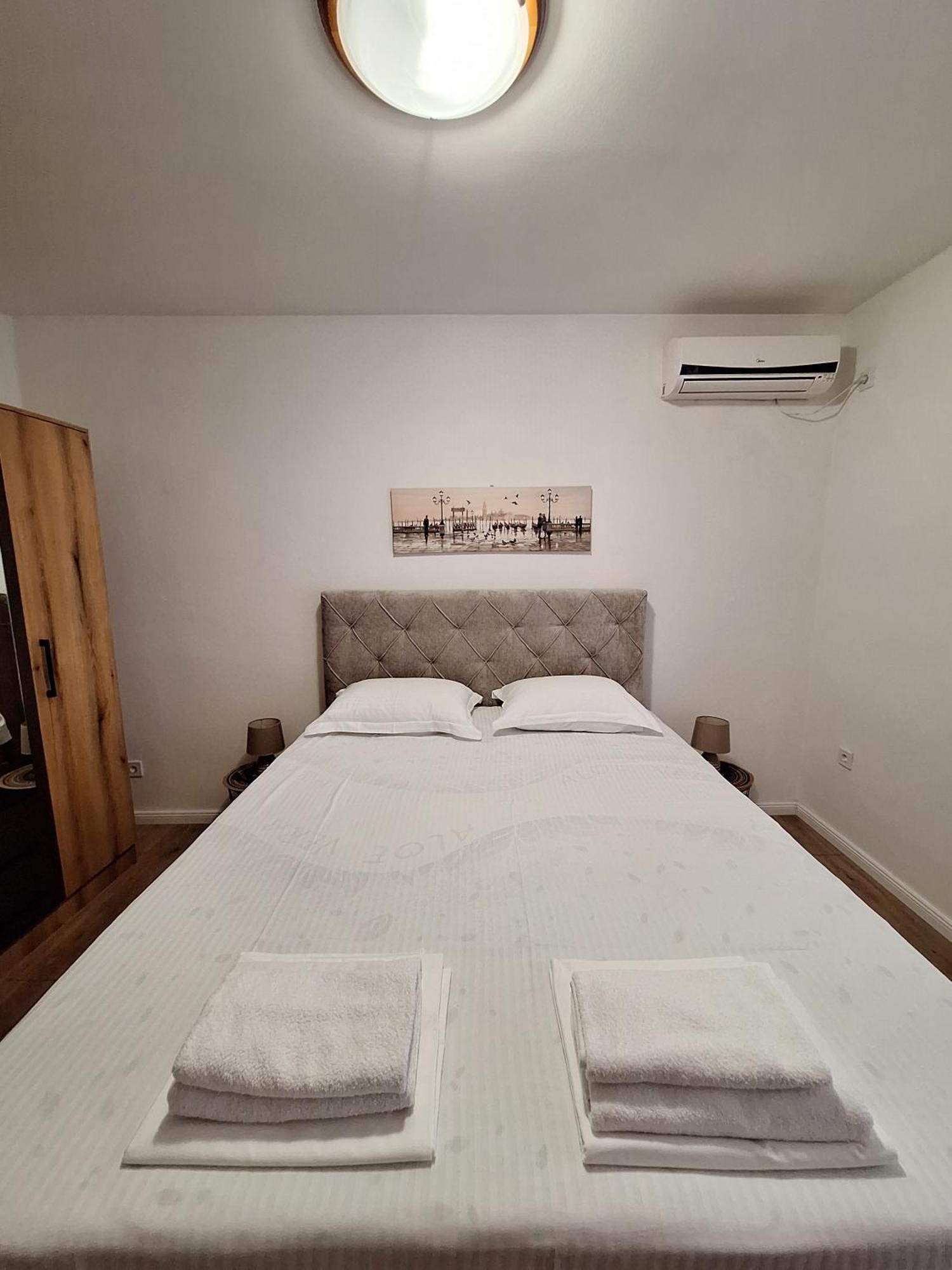 Apartmani Hortenzija ブドヴァ エクステリア 写真