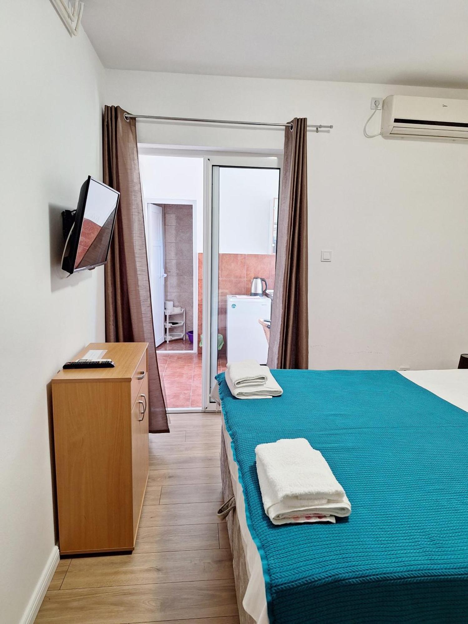 Apartmani Hortenzija ブドヴァ エクステリア 写真