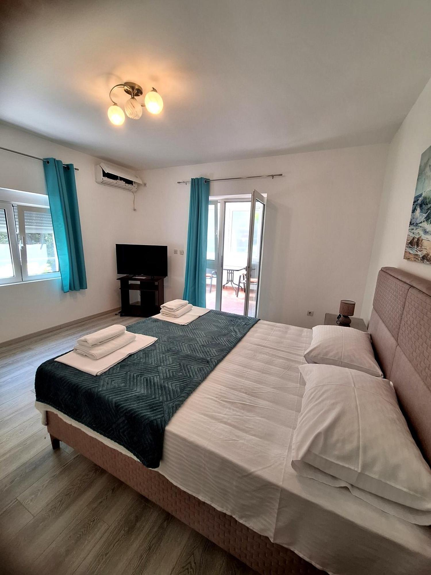 Apartmani Hortenzija ブドヴァ エクステリア 写真