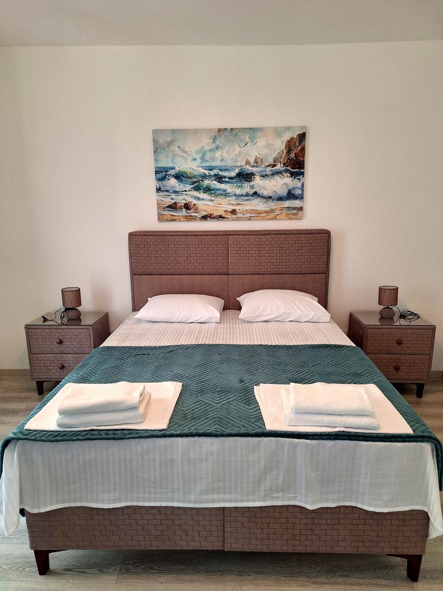 Apartmani Hortenzija ブドヴァ 部屋 写真