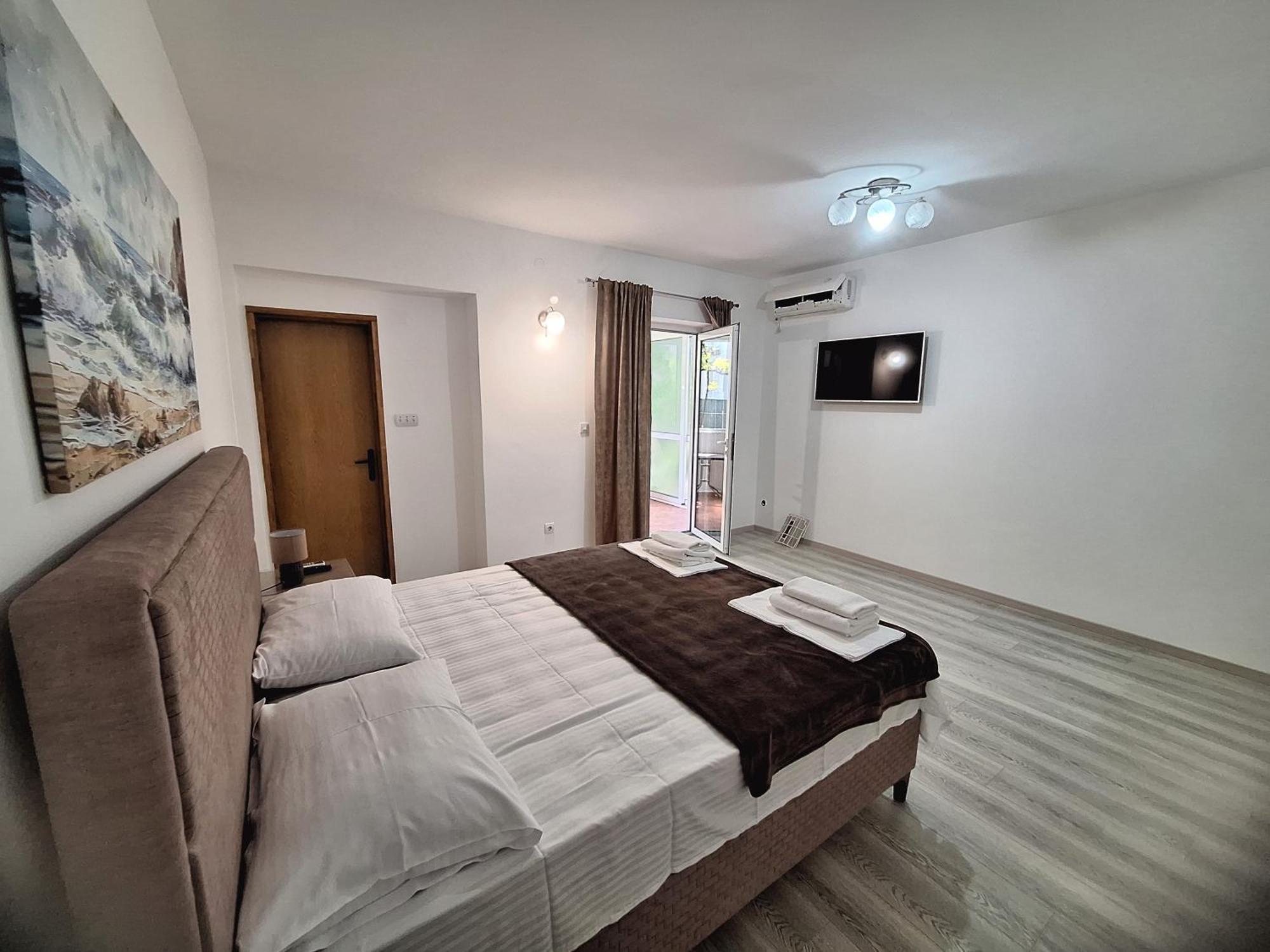 Apartmani Hortenzija ブドヴァ エクステリア 写真